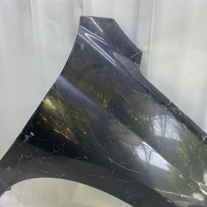 Kullanılmış sağlam Peugeot 207 ön sağ çamurluk parçası.