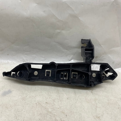 Peugeot 3008 Ön Sol Çamurluk Braketi/Tampon Tutucu Braket En Uygun Oto Parça