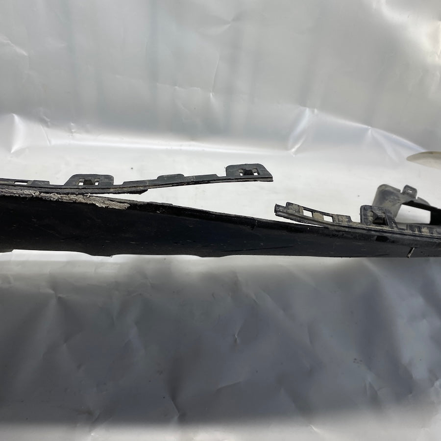 Porsche Cayanne Ön Tampon Alt Muhafaza 7P5807061 - En Uygun Oto Parça