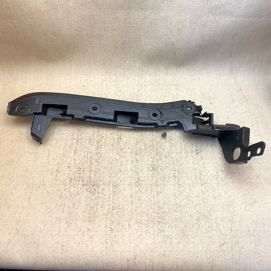 Porsche Cayenne 957 Tampon Braketi Sol 7L5 807 049 B