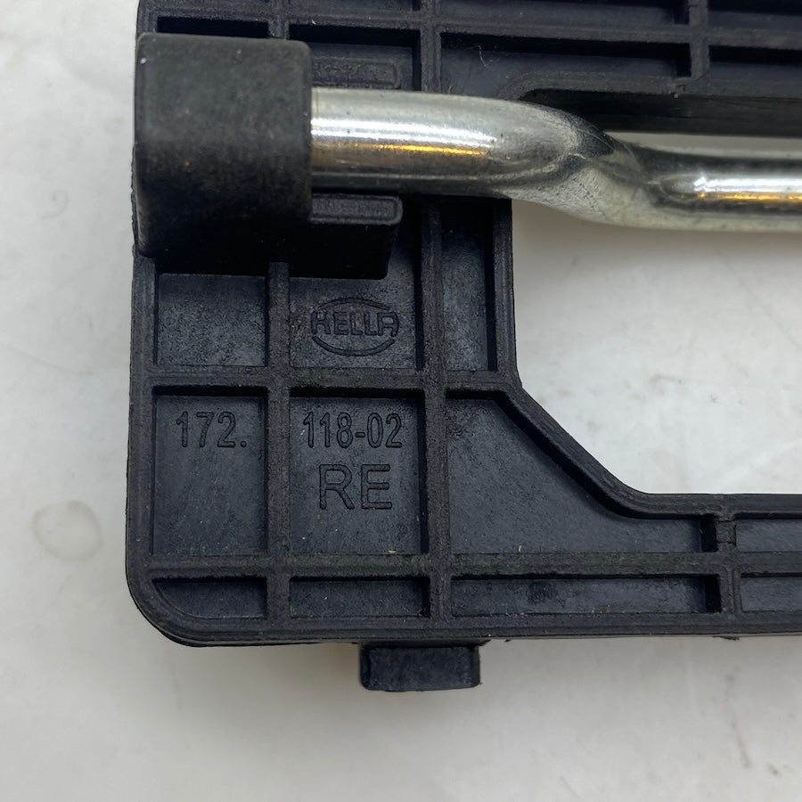 Porsche Cayenne 958 Far Montaj Braketi 17211802
