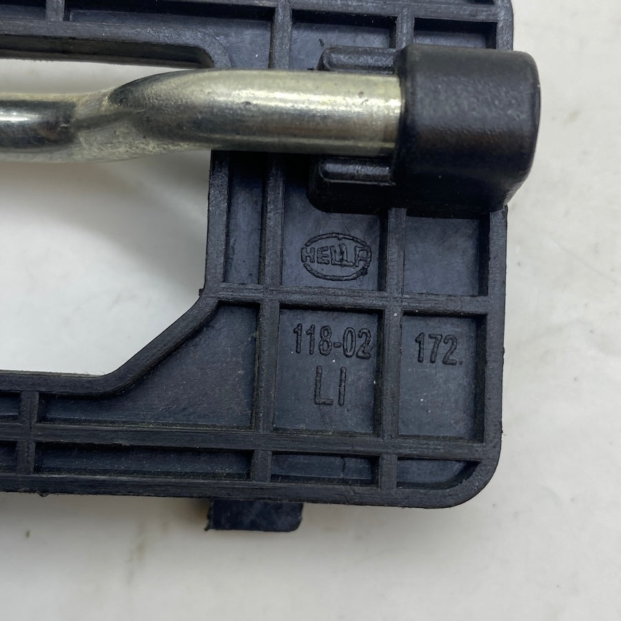 Porsche Cayenne 958 Far Montaj Braketi 17211802