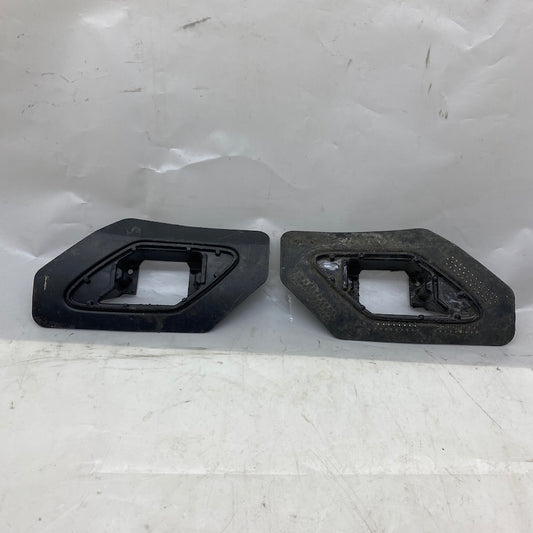 Porsche Cayenne Far Yıkama Kapak Braketi 7P5807755