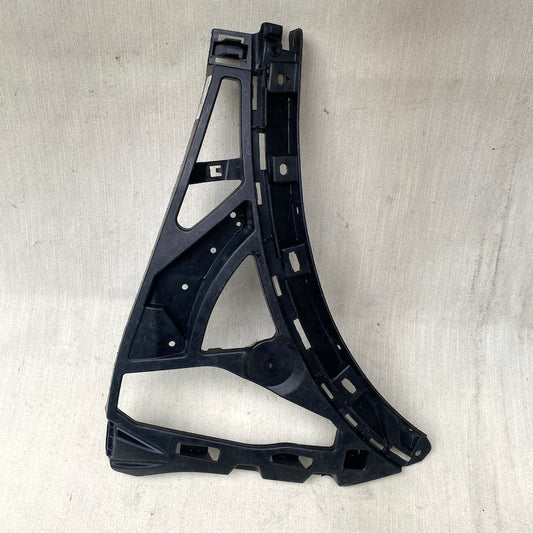 Porsche Cayenne Ön Tampon Braketi 7P5807178BR