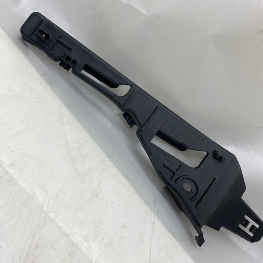 Porsche Cayenne Ön Tampon Braketi Sağ 7P5807050