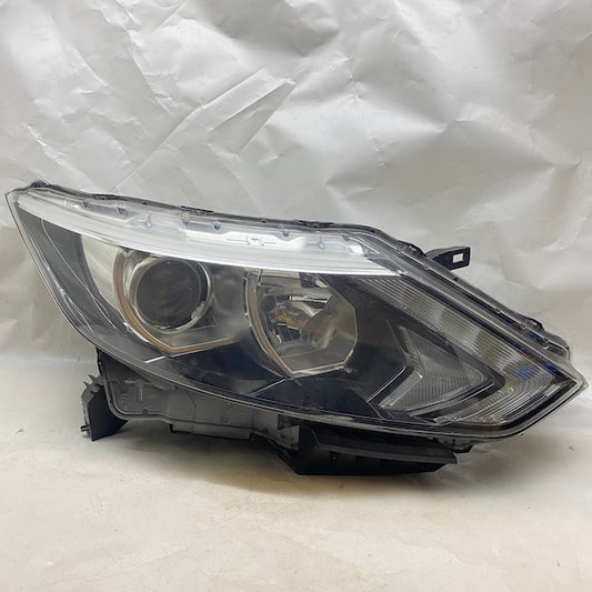 Qashqai J11 Sağ/Sol Far Halojen 14-17 100-18013 Orijinal Çıkma Sağ En Uygun Oto Parça