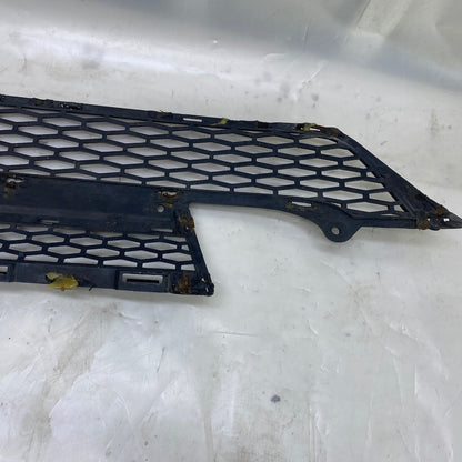 Land Rover Evoque L538 ön ızgara – BJ32-17K945-A kodlu orijinal çıkma plastik parça.