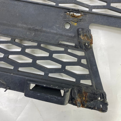 Range Rover Evoque L538 Ön Tampon Orta Izgara BJ32-17K945-A Orijinal Çıkma