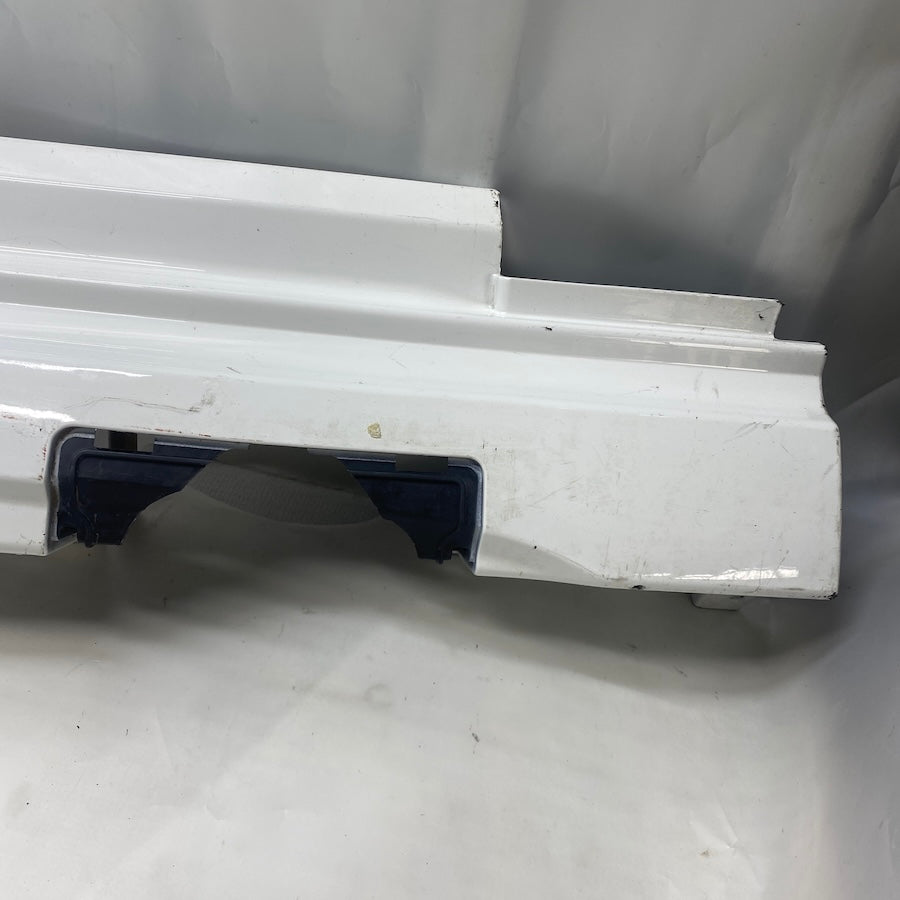 Orijinal Çıkma Range Rover Sol Marşpiyel – Detay Fotoğraf