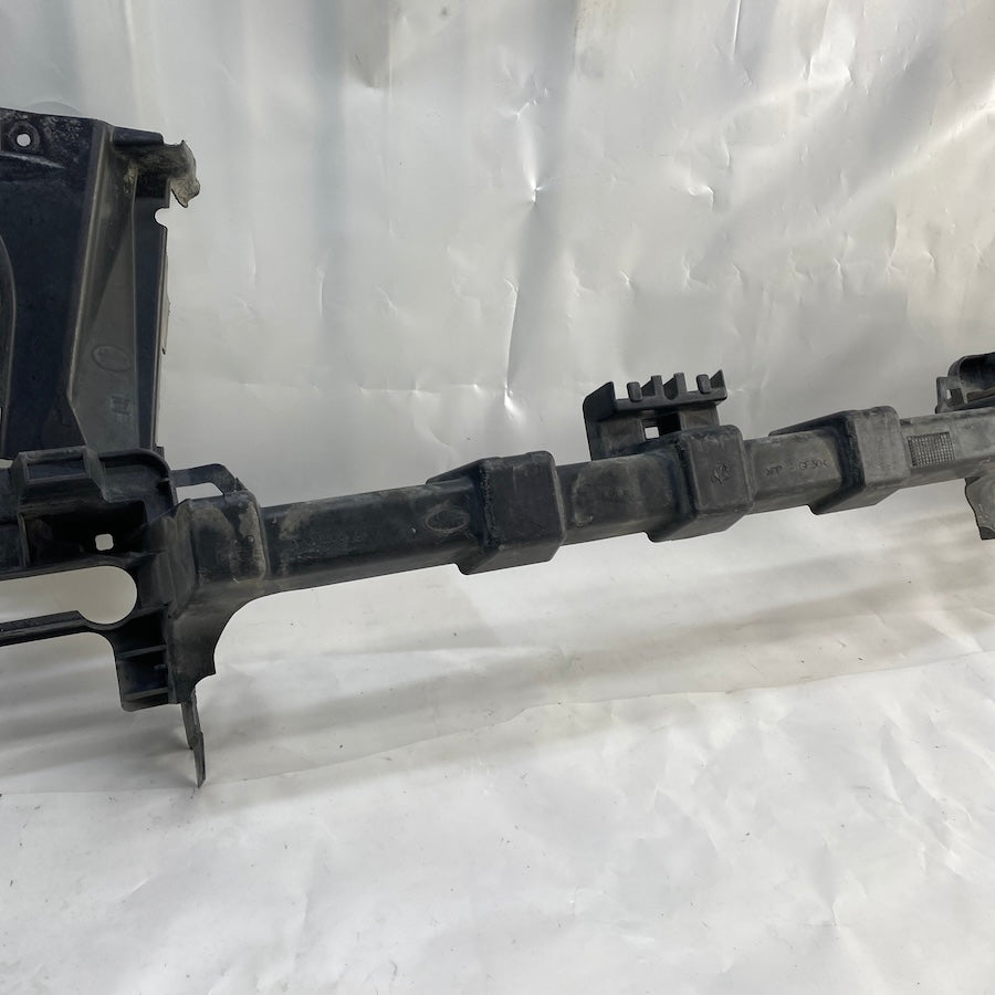 Range Rover L322 Ön Tampon Destek Bakaliti DPC500010