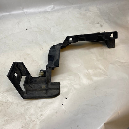 Range Rover L405 Arka Tampon Braketi 12-21 En Uygun Oto Parça