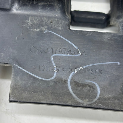 Range Rover L405 Vogue Ön Tampon Alt Bağlantı Bakalit CK5217A793 AA