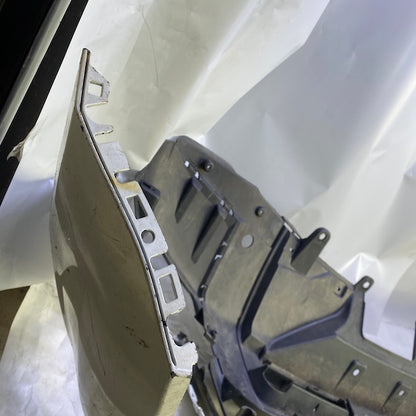 Range Rover Sport L494 Ön Tampon DK61-17F775 En Uygun Oto Parça