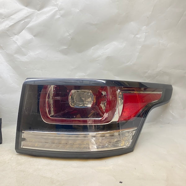 Range Rover Sport L494 Stop Lambası Sağ/Sol 15-17 Çıkma Sağ En Uygun Oto Parça