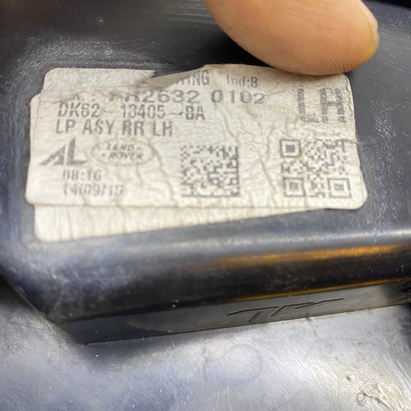 Range Rover Sport L494 Stop Lambası Sağ/Sol 15-17 Çıkma En Uygun Oto Parça