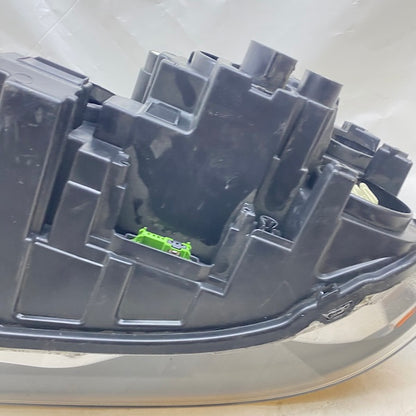 Range Rover Sport Sağ Far Orijinal Çıkma En Uygun Oto Parça