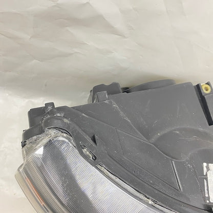 Range Rover Sport Sağ Far Orijinal Çıkma En Uygun Oto Parça