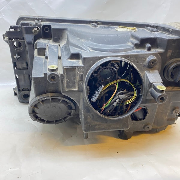 Range Rover Sport Sağ Far Xenon 05-09 1EL238022 Çıkma En Uygun Oto Parça