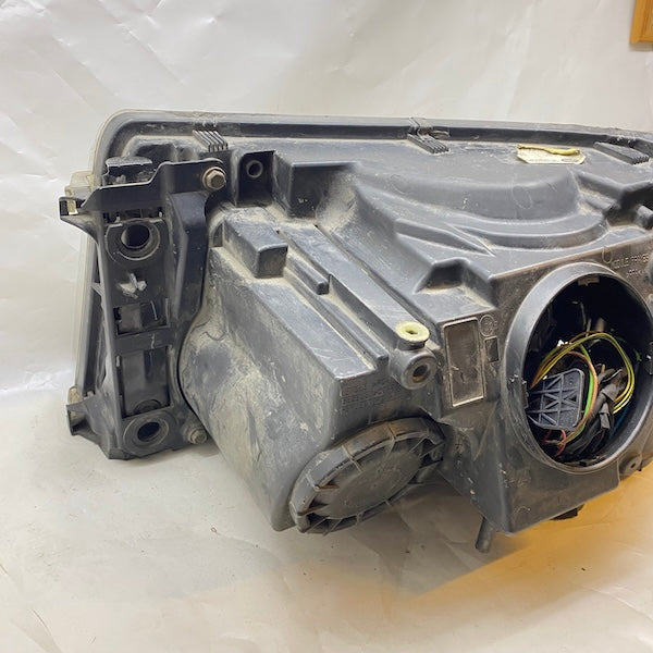 Range Rover Sport Sağ Far Xenon 05-09 1EL238022 Çıkma En Uygun Oto Parça