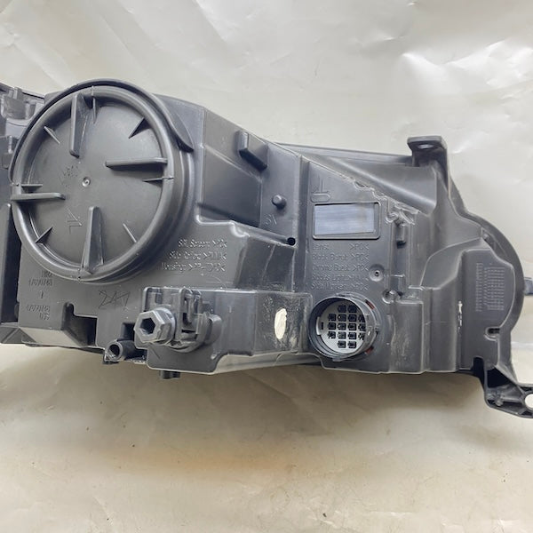 Range Rover Sport Sağ/Sol Far LR090488 En Uygun Oto Parça