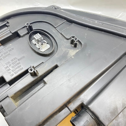 Range Rover Sport Sağ/Sol Far LR090488 En Uygun Oto Parça