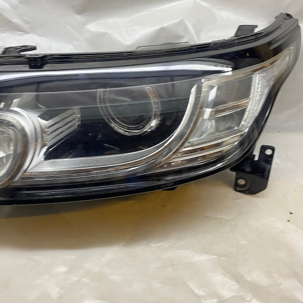Range Rover Sport Sağ/Sol Far LR090488 En Uygun Oto Parça