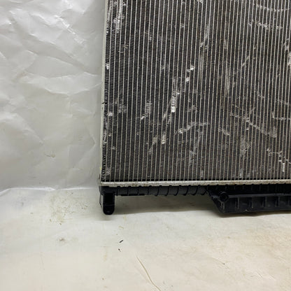 Range Rover Sport/Discovery 4 Motor Su Radyatörü AH32-8005-BA En Uygun Oto Parça