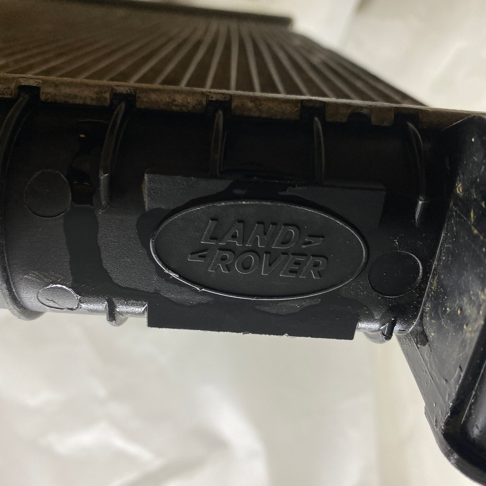 Range Rover Sport/Discovery 4 Motor Su Radyatörü AH32-8005-BA En Uygun Oto Parça