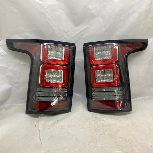 Range Rover Vogue L405 Stop Sağ/Sol 13-17 Orijinal Çıkma En Uygun Oto Parça