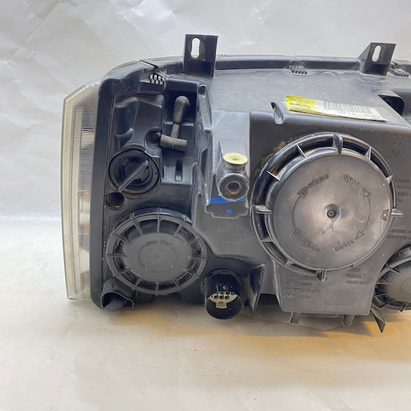 Range Rover Vogue Sağ/Sol Far XBC501312/XBC501302 En Uygun Oto Parça