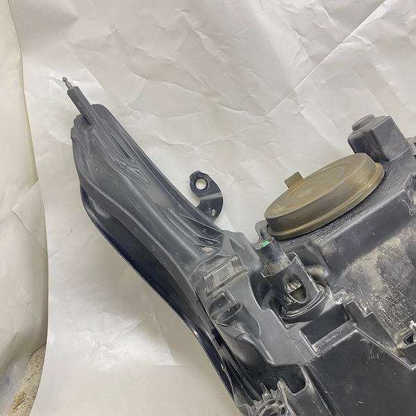 Range Rover Vogue Sağ/Sol Far Xenon CK52-13W030-ED En Uygun Oto Parça