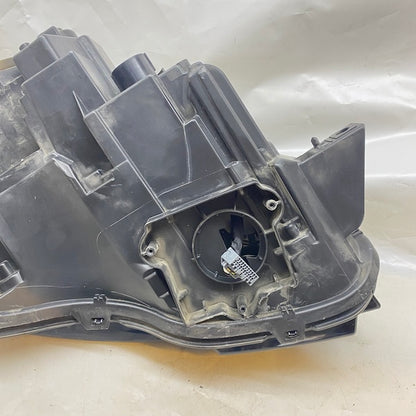 Range Rover Vogue Sağ/Sol Far Xenon CK52-13W030-ED En Uygun Oto Parça