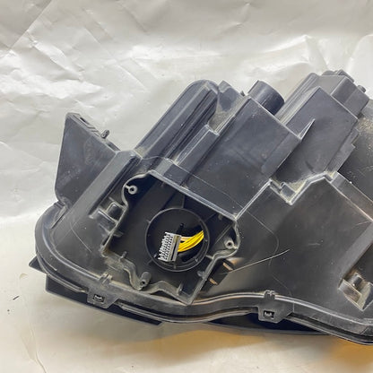 Range Rover Vogue Sağ/Sol Far Xenon CK52-13W030-ED En Uygun Oto Parça