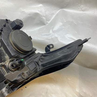 Range Rover Vogue Sağ/Sol Far Xenon CK52-13W030-ED En Uygun Oto Parça