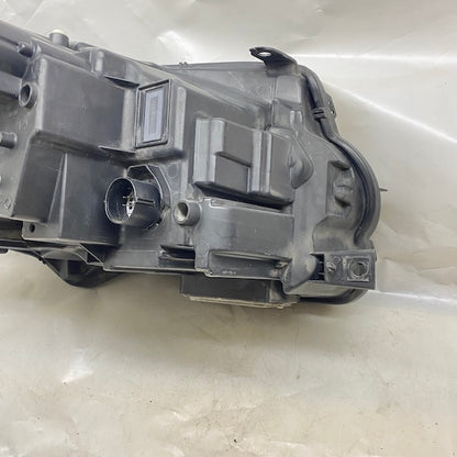 Range Rover Vogue Sağ/Sol Far Xenon CK52-13W030-ED En Uygun Oto Parça