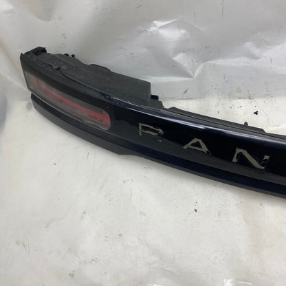 Range Rover Velar L560 Bagaj Stopu  38A2-13192-A6