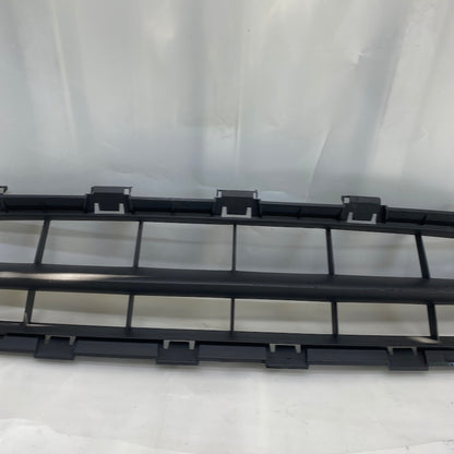 Renault Clio 2 Symbol Ön Tampon Orta Izgara 8200445992 - En Uygun Oto Parça