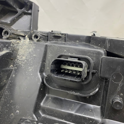 Renault Clio 5,5 Faz2 Sağ Far Ledli 260103507R En Uygun Oto Parça