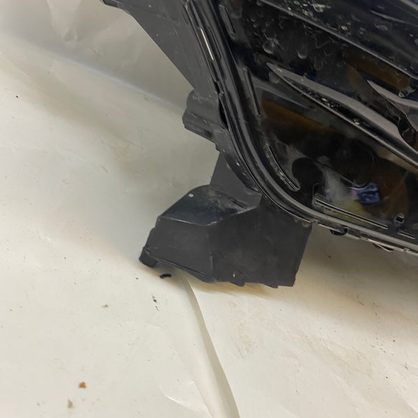 Renault Clio 5,5 Faz2 Sağ Far Ledli 260103507R En Uygun Oto Parça