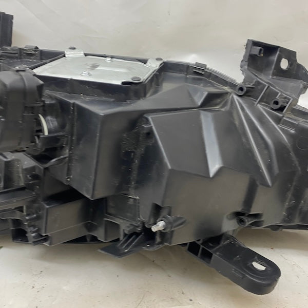 Renault Clio 5,5 Faz2 Sağ Far Ledli 260103507R En Uygun Oto Parça