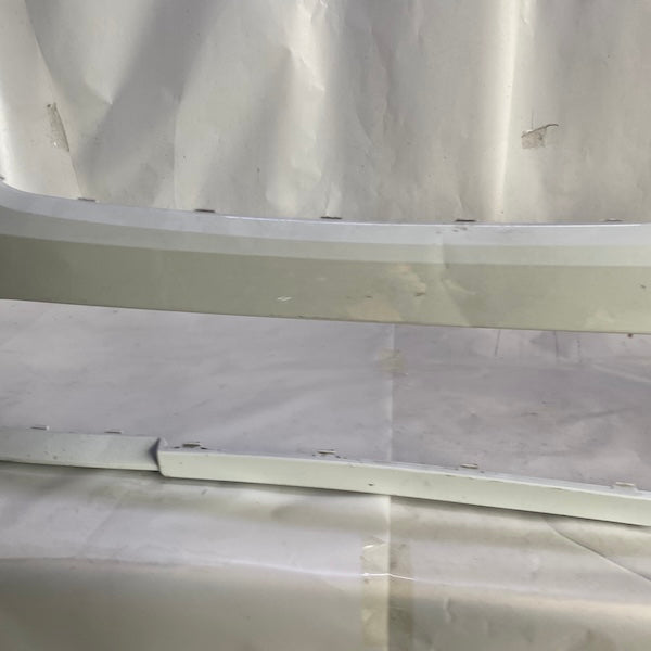 Renault Clio 5 Ön Tampon Orijinal Çıkma (Sağ Köşe Kırık) En Uygun Oto Parça