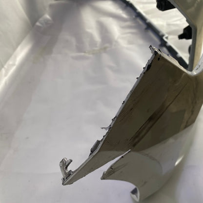 Renault Clio 5 Ön Tampon Orijinal Çıkma (Sağ Köşe Kırık) En Uygun Oto Parça