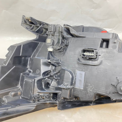 Renault Clio 5 Sağ Far 260108676R En Uygun Oto Parça