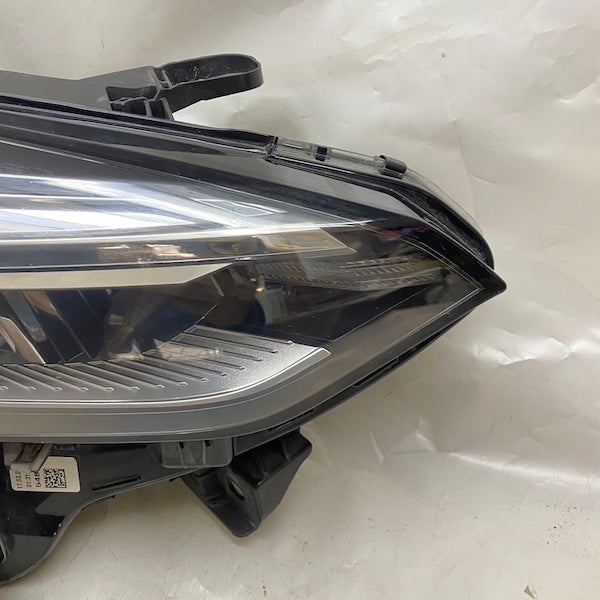 Renault Clio 5 Sağ Far 260108676R En Uygun Oto Parça