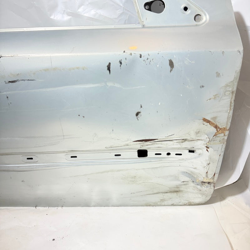 Renault Laguna 3 Sağ Ön Kapı En Uygun Oto Parça