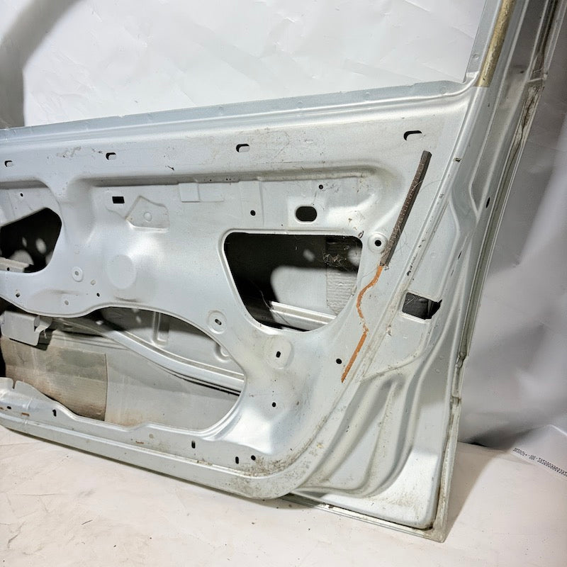 Renault Laguna 3 Sağ Ön Kapı En Uygun Oto Parça