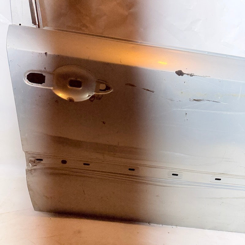 Renault Laguna 3 Sağ Ön Kapı En Uygun Oto Parça