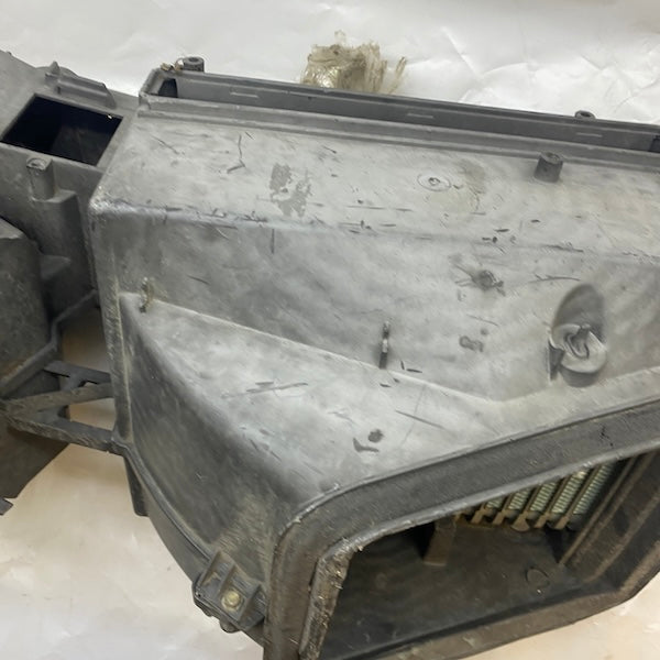 Renault Megane 1 Kalorifer Kazanı 7700424095