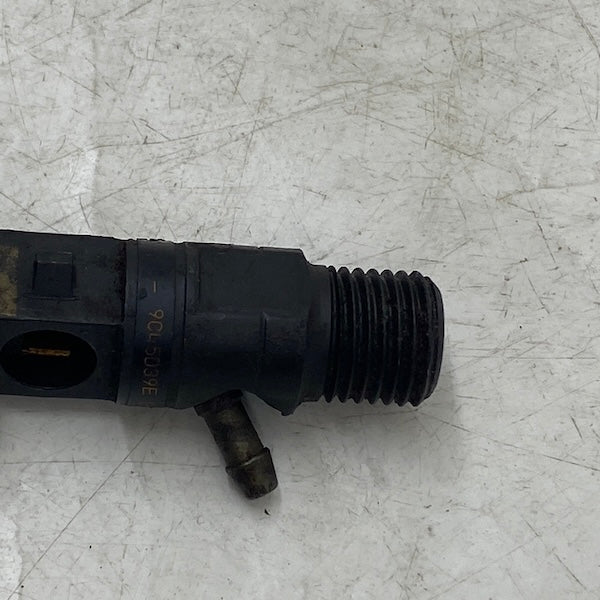 Renault Megane 2/Scenic 2 1.5 DCI Enjektör 8200365186 En Uygun Oto Parça