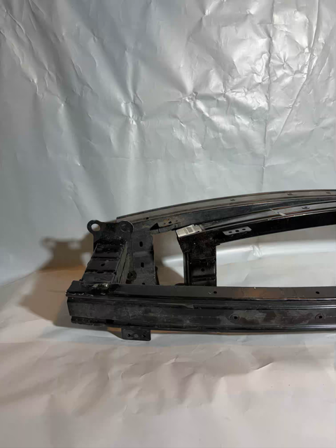 Renault Megane 4 Ön Tampon Demiri 752102333R Orijinal Sıfır En Uygun Oto Parça